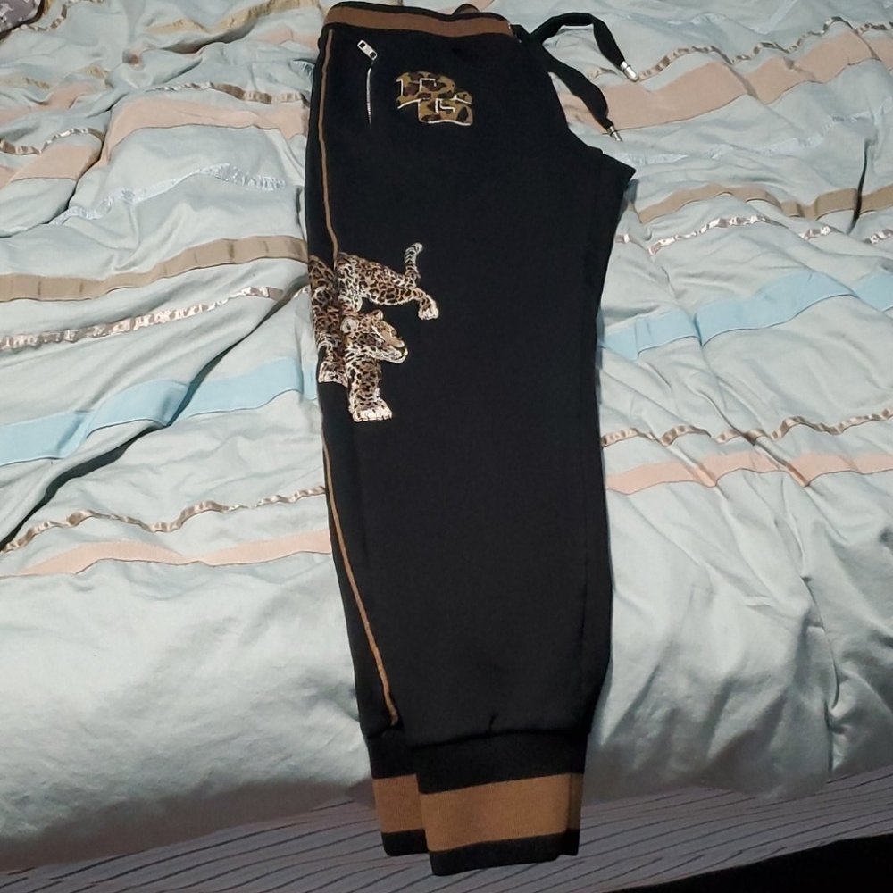 Sweatpants - Picture 4 of 4